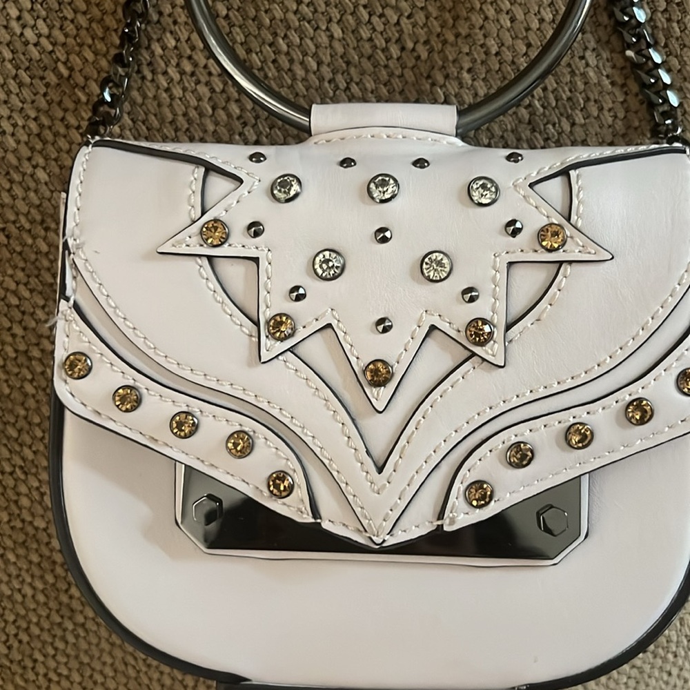 Nasty Gal Stylish cream Handbag with Chain Strap bling. Cross‎ body. - Picture 2 of 14